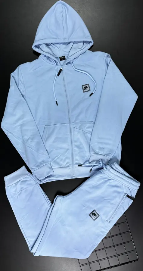 Conjunto de moletom com capuz